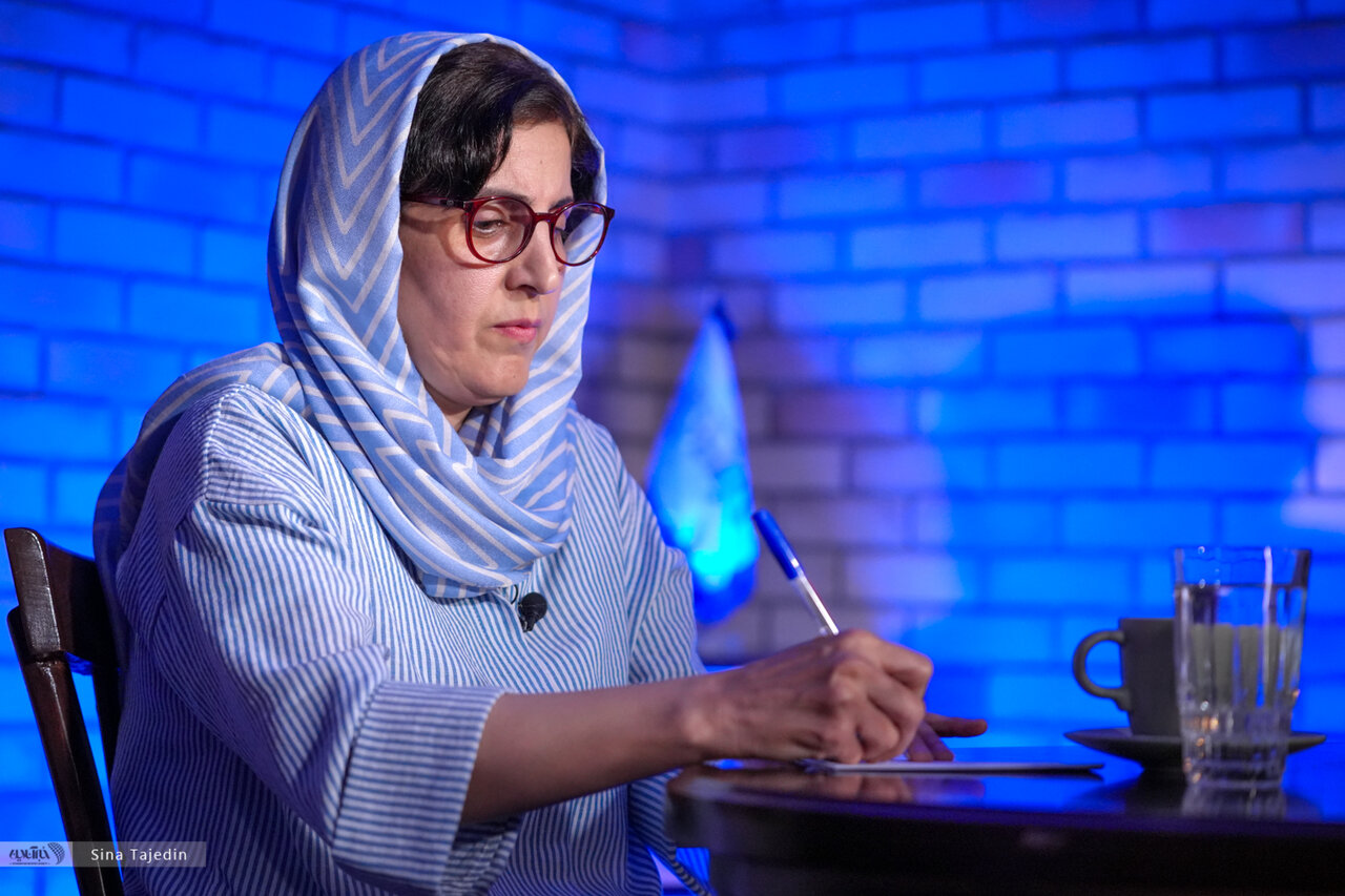 طرح کاهش مهریه به ۱۴ سکه/ حق مردان به عنوان بزرگ خانواده باید حفظ شود/ برساخت چهره زنان به عنوان اهریمن کار درستی نیست/ مردان هم مظلوم نیستند