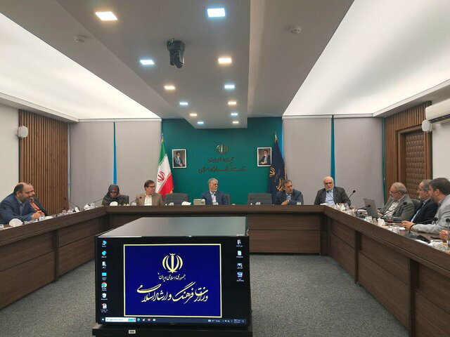 سند هنرهای تجسمی در پیچوخم سیاستگذاری/ هنرمندان چه میخواهند سند هنرهای تجسمی در پیچوخم سیاستگذاری/ هنرمندان چه میخواهند