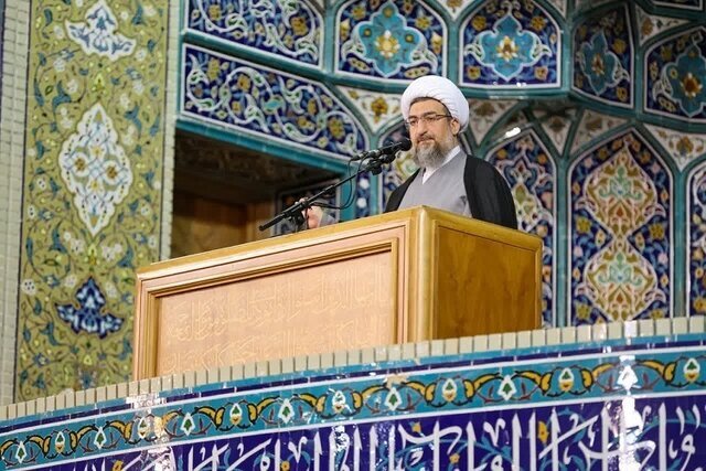 امام جمعه تبریز: تعطیلی غنی سازی مساوی با تعطیلی رشد و ترقی در کشور است امام جمعه تبریز: تعطیلی غنی سازی مساوی با تعطیلی رشد و ترقی در کشور است
