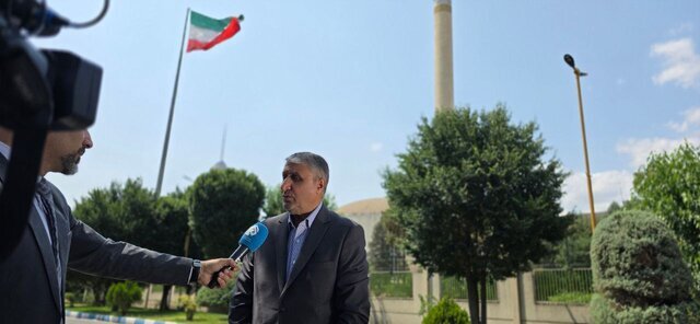 اسلامی: مگر میشود کشوری بخواهد در زمینه هستهای فعالیت کند اما سوخت نداشته باشد؟/چرا باید سلامت مردم را قربانی فشارهای سیاسی کنیم؟ اسلامی: مگر میشود کشوری بخواهد در زمینه هستهای فعالیت کند اما سوخت نداشته باشد؟/چرا باید سلامت مردم را قربانی فشارهای سیاسی کنیم؟