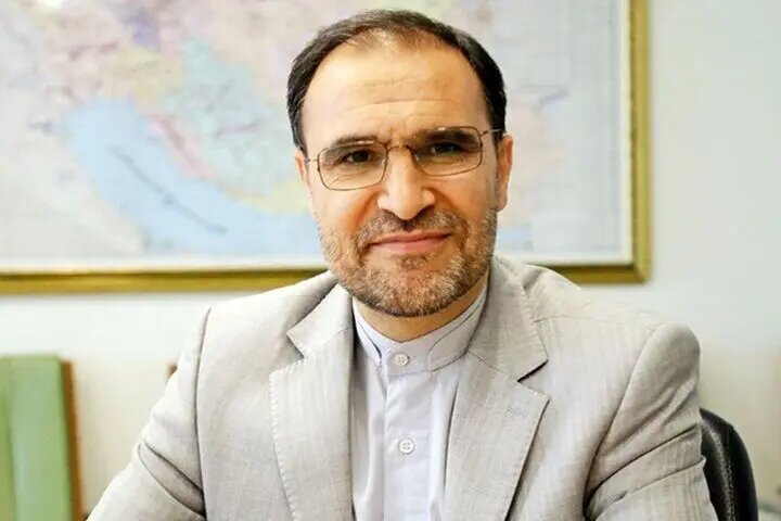 نماینده مجلس: سیاسیون مراقب باشند با سخنان خود به اتحاد مقدس خدشه وارد نکنند نماینده مجلس: سیاسیون مراقب باشند با سخنان خود به اتحاد مقدس خدشه وارد نکنند