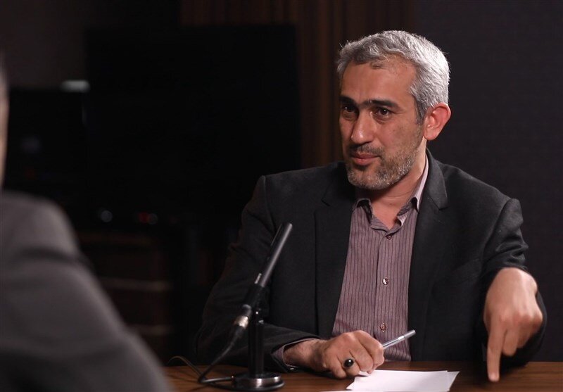 در نشست مدنیزاده با وزرای پیشین اقتصاد چه گذشت؟/ عکس در نشست مدنیزاده با وزرای پیشین اقتصاد چه گذشت؟/ عکس