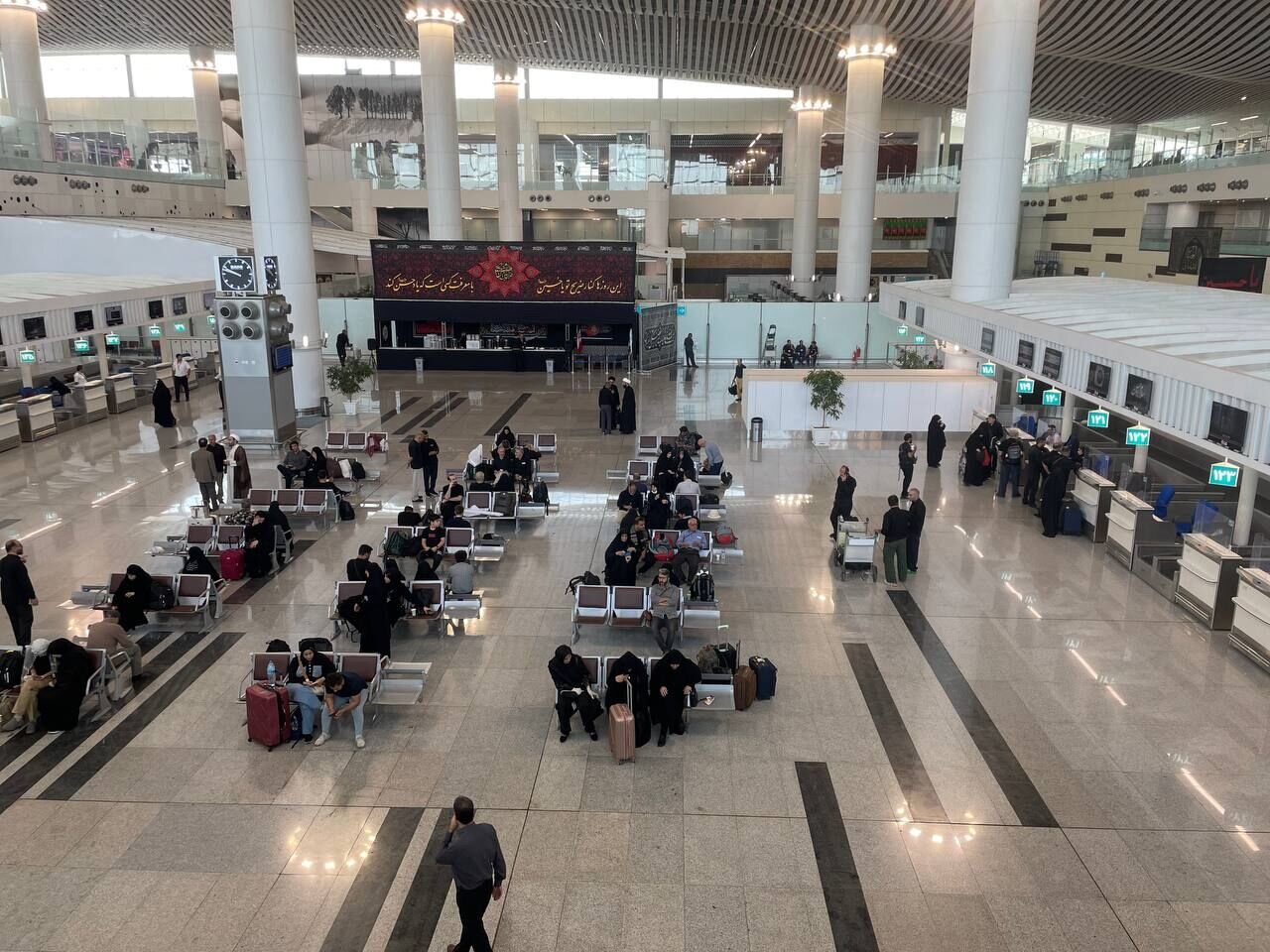 سازمان هواپیمایی: هیچ پروازی پساز ساعت ۱۸ عصر انجام نمیشود/ فروش بلیت برای پروازهای ساعات شب جعلی و غیرمجاز است سازمان هواپیمایی: هیچ پروازی پساز ساعت ۱۸ عصر انجام نمیشود/ فروش بلیت برای پروازهای ساعات شب جعلی و غیرمجاز است