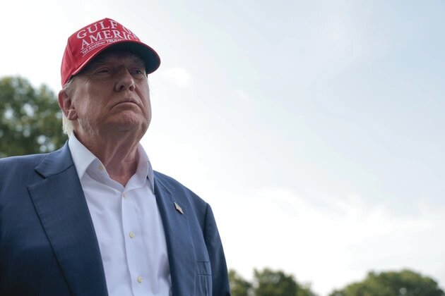 ترامپ: با نتانیاهو درباره توافق دائمی با ایران صحبت میکنم/کار ماسک مسخره است او فقط میتواند خوش باشد…. ترامپ: با نتانیاهو درباره توافق دائمی با ایران صحبت میکنم/کار ماسک مسخره است او فقط میتواند خوش باشد….