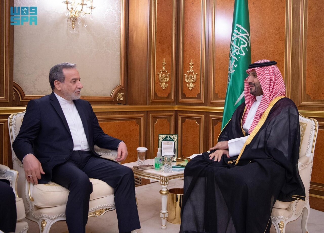 قدردانی ایران از موضع عربستان در محکومیت تجاوز اسرائیل / حمایت بن سلمان از گفت و گوهای دیپلماتیک قدردانی ایران از موضع عربستان در محکومیت تجاوز اسرائیل / حمایت بن سلمان از گفت و گوهای دیپلماتیک