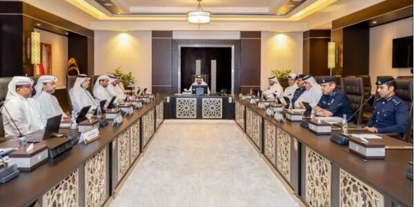 دستور امیر قطر درباره حمله موشکی ایران به پایگاه العدید دستور امیر قطر درباره حمله موشکی ایران به پایگاه العدید