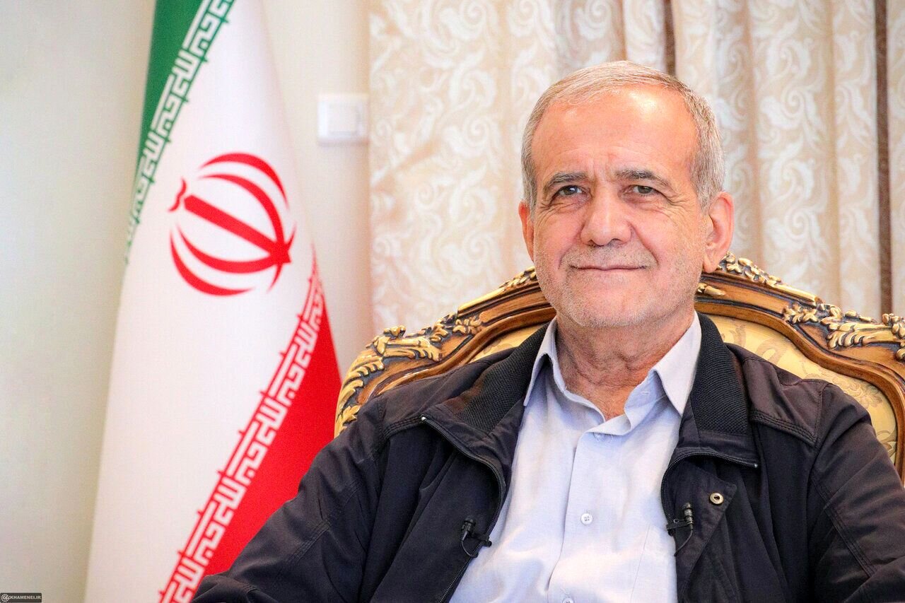 گفتگوی پزشکیان با سروش، دیدار با محسن کدیور و مکالمه با مدیرعامل ایرانی «اوبر» در نیویورک گفتگوی پزشکیان با سروش، دیدار با محسن کدیور و مکالمه با مدیرعامل ایرانی «اوبر» در نیویورک