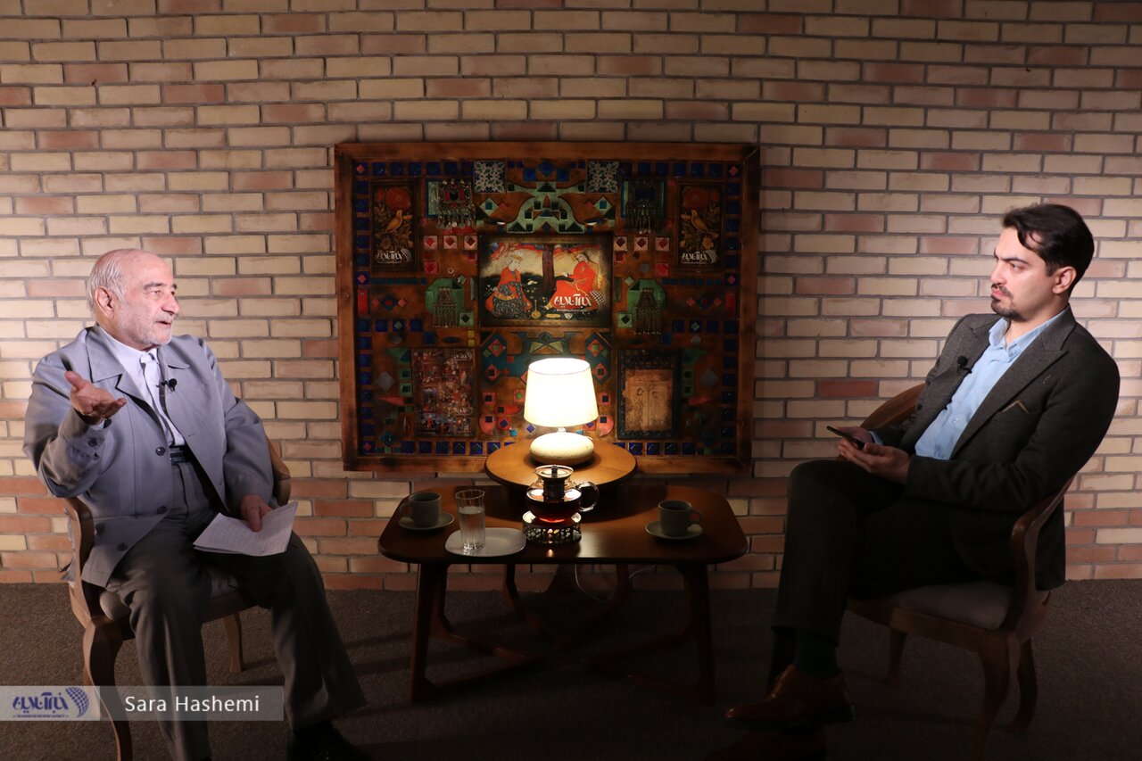 ببینید | جواد منصوری: قذافی به من گفت مشکلتان را با صدام حل کنید ببینید | جواد منصوری: قذافی به من گفت مشکلتان را با صدام حل کنید