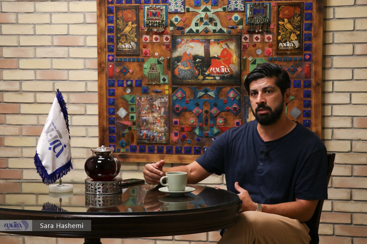 هرگز نشنیدم همایون بهزادی با تفنگ به رختکن برود/پرسپولیس زمان ما هم هوادار متمول داشت!