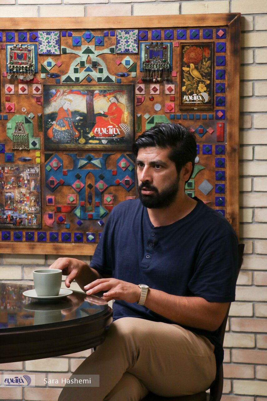 هرگز نشنیدم همایون بهزادی با تفنگ به رختکن برود/پرسپولیس زمان ما هم هوادار متمول داشت!