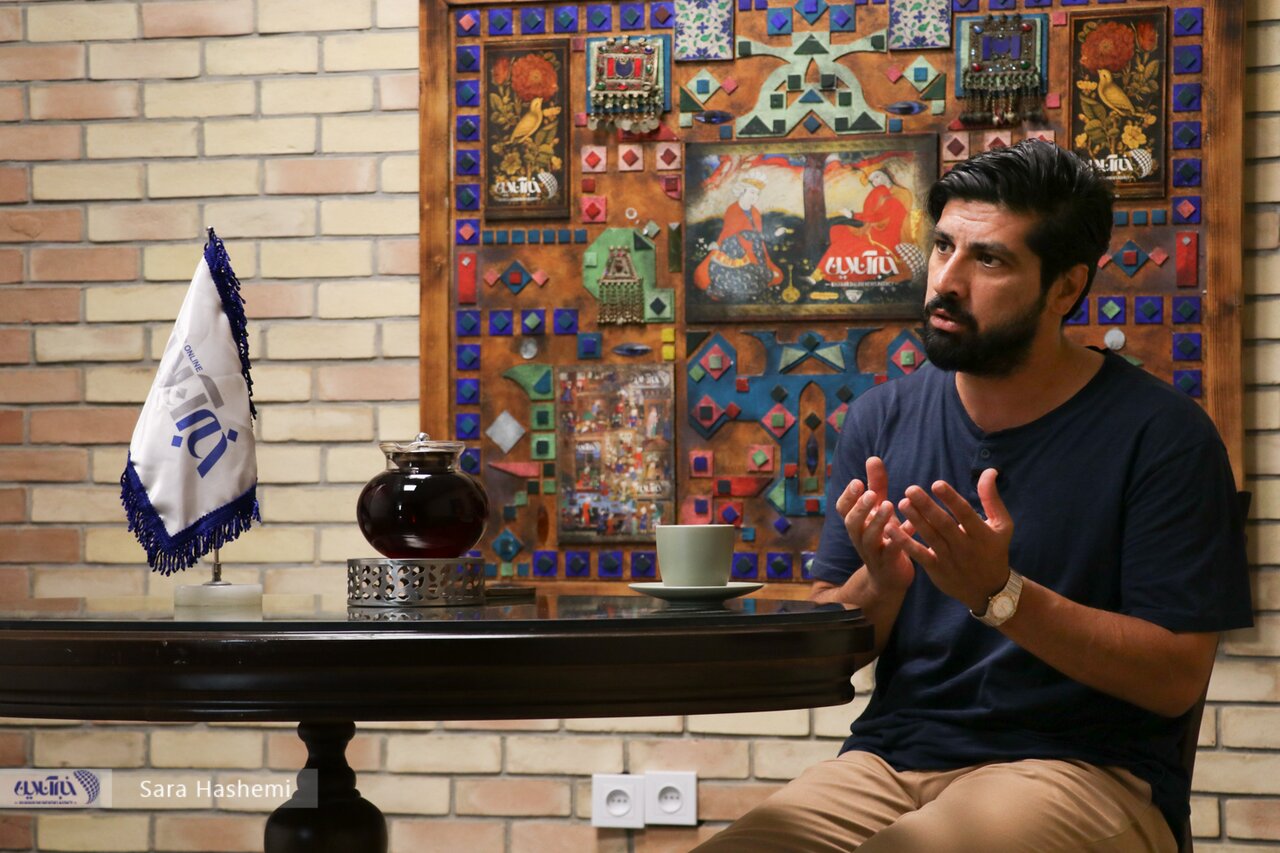 هرگز نشنیدم همایون بهزادی با تفنگ به رختکن برود/پرسپولیس زمان ما هم هوادار متمول داشت!