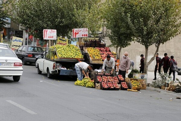 برخورد شهرداری با سدمعبر وانتیها در تهران برخورد شهرداری با سدمعبر وانتیها در تهران