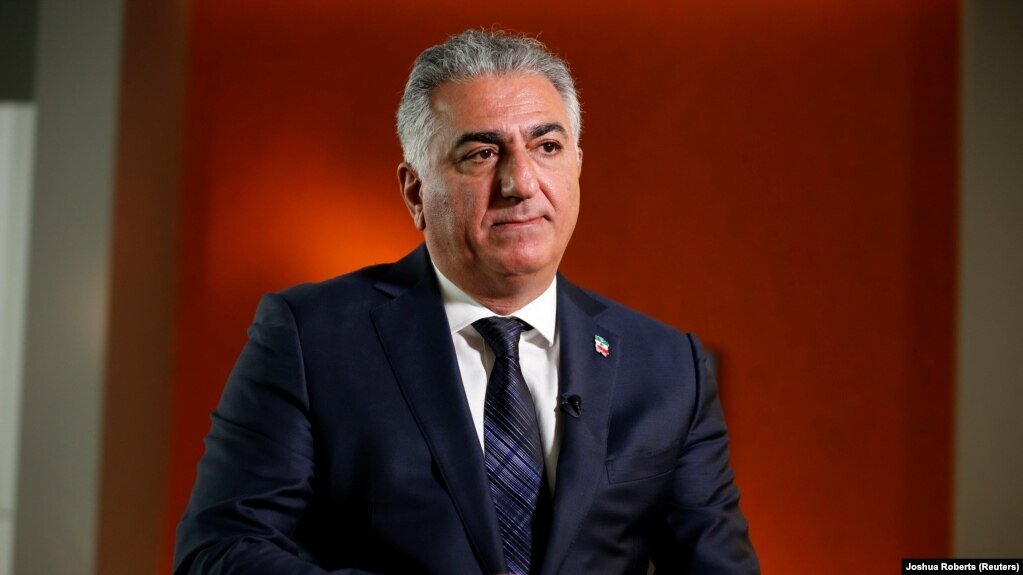 رضا پهلوی:من ۶۵سالم شده؛توقع دارید خارج از ایران چه معجزه ای انجام دهم؟/ تلاش اپوزیسیون برای دامن زدن به شایعه جنگ جدید اسرائیل علیه ایران رضا پهلوی:من ۶۵سالم شده؛توقع دارید خارج از ایران چه معجزه ای انجام دهم؟/ تلاش اپوزیسیون برای دامن زدن به شایعه جنگ جدید اسرائیل علیه ایران