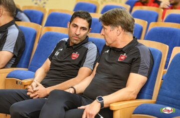 عکس| معرفی میشائیل اوینینگ به پرسپولیسیها عکس| معرفی میشائیل اوینینگ به پرسپولیسیها