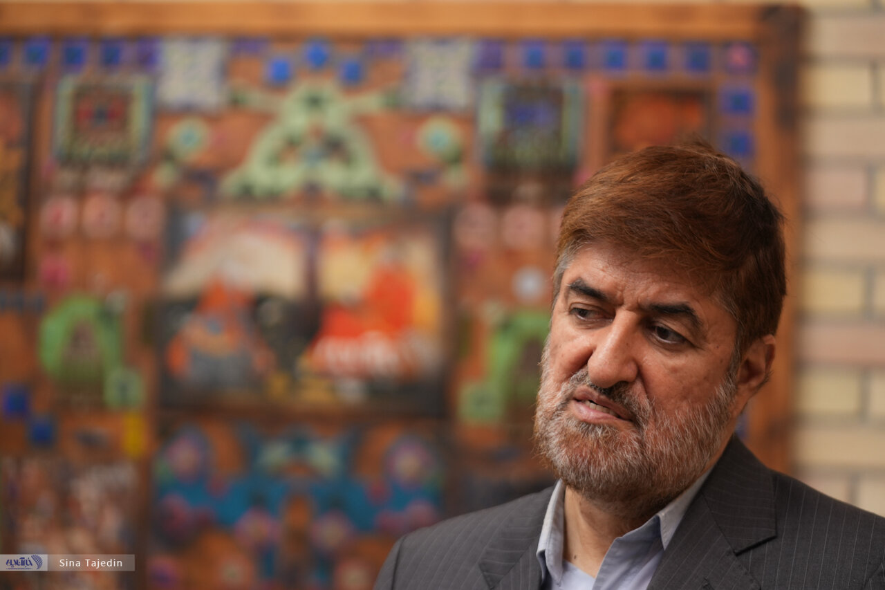 انتقاد علی مطهری از قانون جدید مهریه/ درست نیست حق زن محدود شود و به راحتی نتواند بیش از ۱۴ سکه را دریافت کند انتقاد علی مطهری از قانون جدید مهریه/ درست نیست حق زن محدود شود و به راحتی نتواند بیش از ۱۴ سکه را دریافت کند
