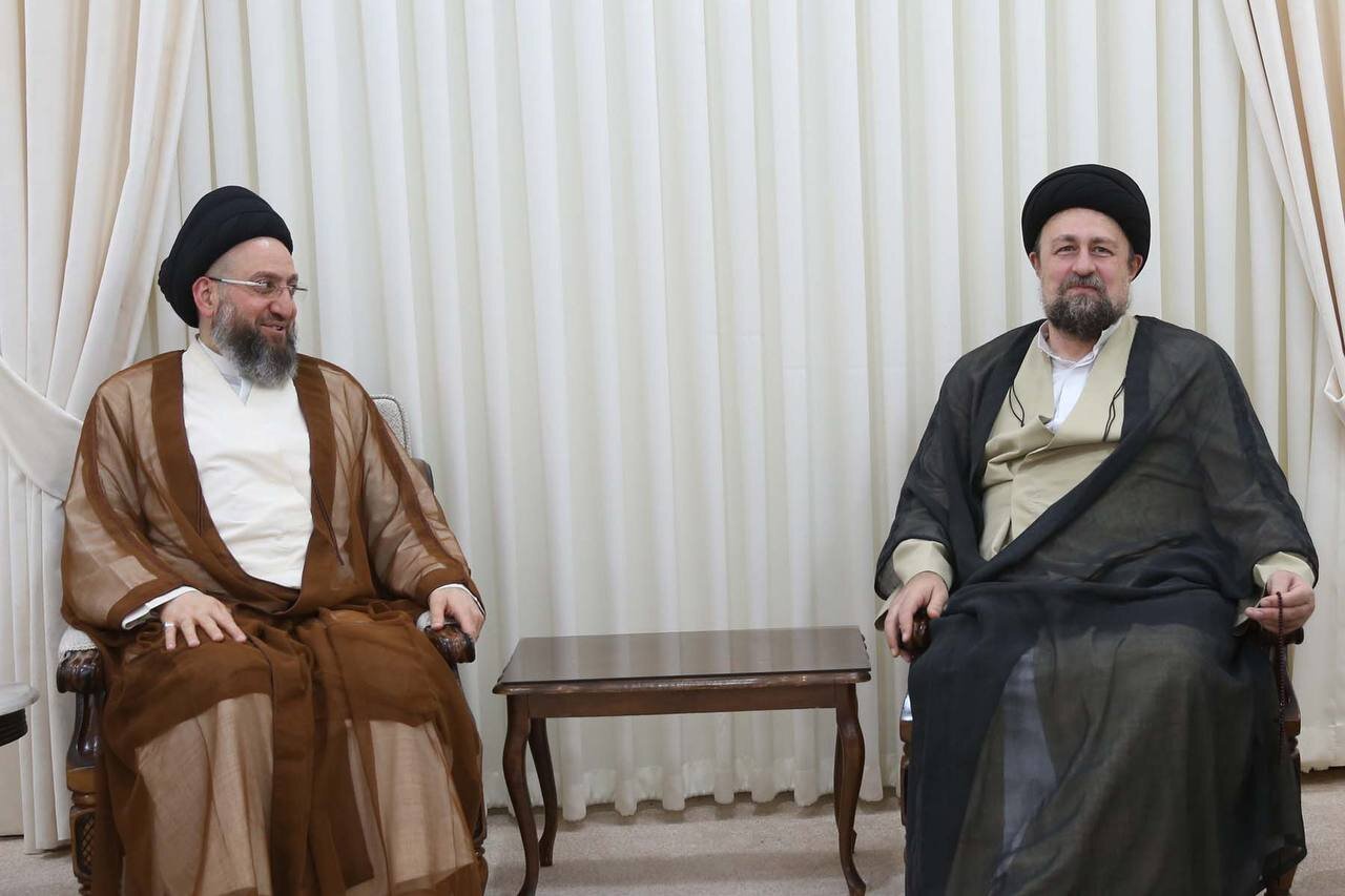 رهبر جریان حکمت ملی عراق با سید حسن خمینی دیدار کرد/ حکیم: ایران سنگر خط مقدم جهان اسلام در برابر رژیم صهیونیستی است رهبر جریان حکمت ملی عراق با سید حسن خمینی دیدار کرد/ حکیم: ایران سنگر خط مقدم جهان اسلام در برابر رژیم صهیونیستی است