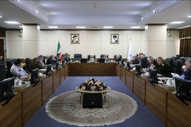 عباس عبدی:مردم از مجمع تشخیص برای تصویب CFT تشکر نمی کنند/ این مجمع کارایی خود را از دست داده عباس عبدی:مردم از مجمع تشخیص برای تصویب CFT تشکر نمی کنند/ این مجمع کارایی خود را از دست داده