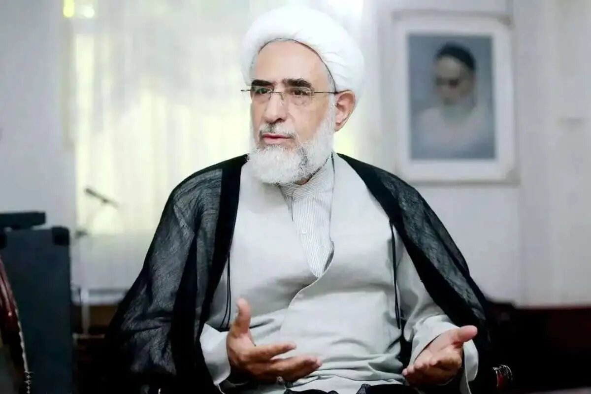 منتجب نیا: صداوسیما کاملاً مخالف دولت و مقابل دولت قرار گرفته است/ مجلس از همان ابتدا طبل مخالف را به صدا درآورد منتجب نیا: صداوسیما کاملاً مخالف دولت و مقابل دولت قرار گرفته است/ مجلس از همان ابتدا طبل مخالف را به صدا درآورد