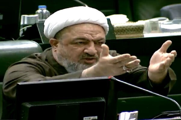 حمله تند حمید رسایی به عارف؛ فرزندش تابعیت آلمان دارد/ قالیباف: موضوع در حال پیگیری است حمله تند حمید رسایی به عارف؛ فرزندش تابعیت آلمان دارد/ قالیباف: موضوع در حال پیگیری است