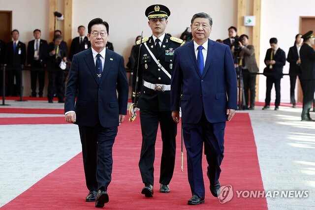 درخواست هوشمندانه لی از شی؛ آیا به معنای بیاعتمادی به ترامپ است؟ درخواست هوشمندانه لی از شی؛ آیا به معنای بیاعتمادی به ترامپ است؟