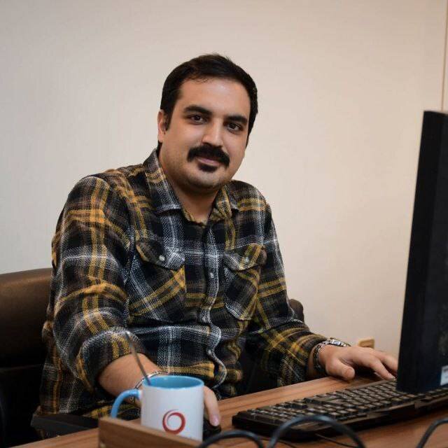 وقتی کلمات مثل گازهای سمی، خانه را آلوده میکنند وقتی کلمات مثل گازهای سمی، خانه را آلوده میکنند