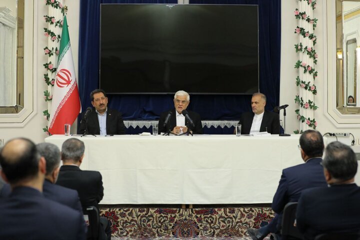 عارف: مواضع روسیه در فعال سازی مکانیسم ماشه برای ما مهم بود/ ایرانهراسی تأثیری در افکار عمومی مردم این کشور نداشته است عارف: مواضع روسیه در فعال سازی مکانیسم ماشه برای ما مهم بود/ ایرانهراسی تأثیری در افکار عمومی مردم این کشور نداشته است