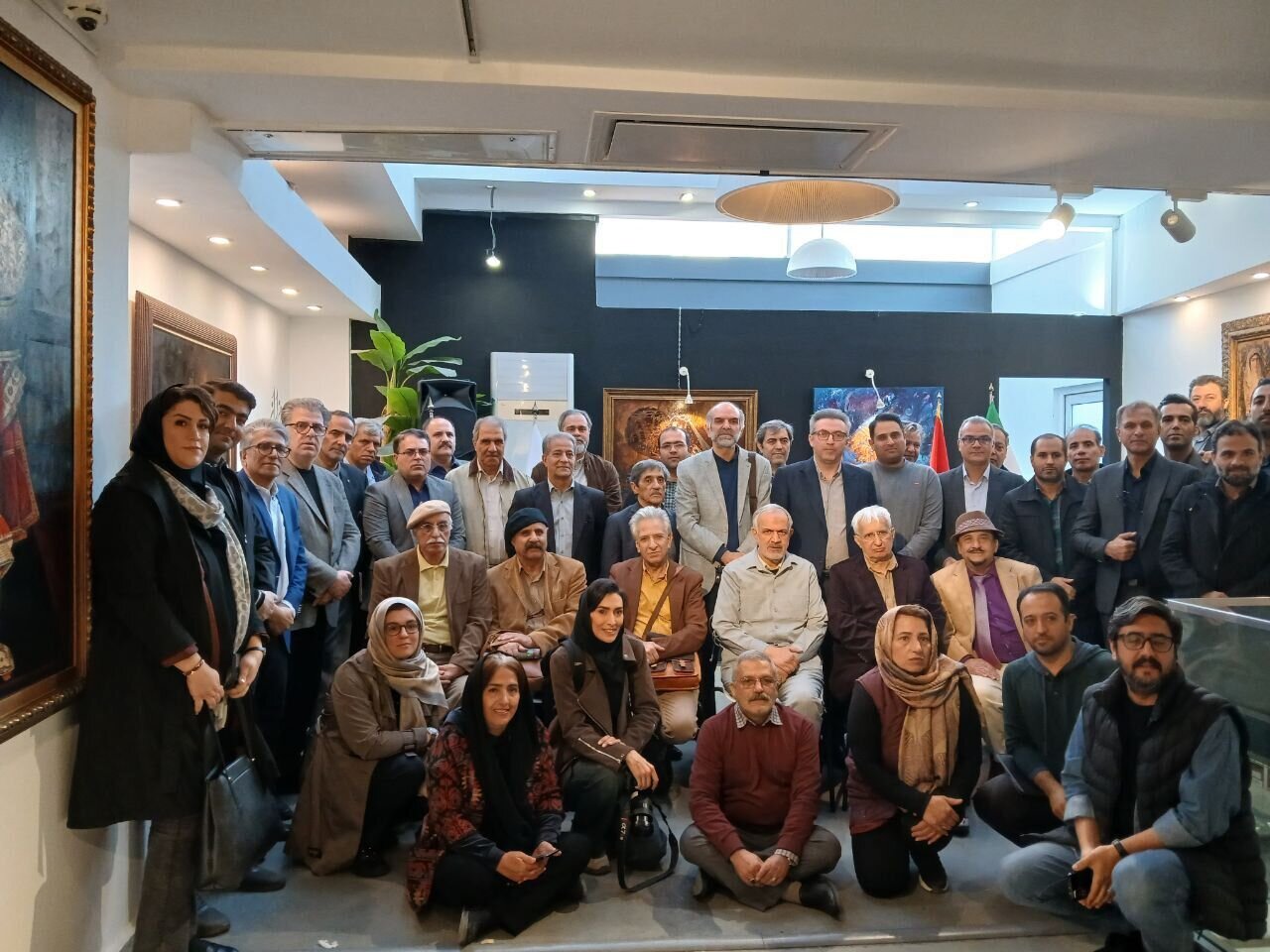 زنده ماندن در روزگاری که رستورانهای نوپا از کتابفروشیهای قدیمی معروفترند/ در دوازدهمین آئین کتابگردی چه گذشت؟ زنده ماندن در روزگاری که رستورانهای نوپا از کتابفروشیهای قدیمی معروفترند/ در دوازدهمین آئین کتابگردی چه گذشت؟
