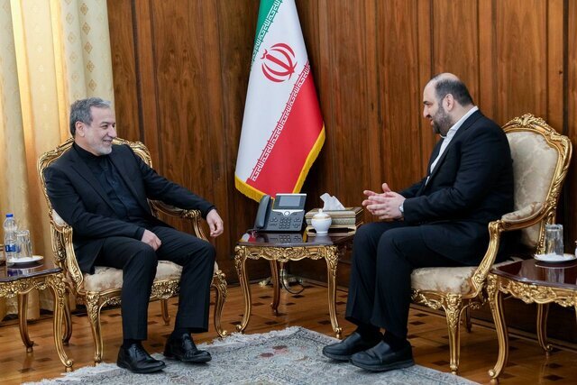 عراقچی: تشکیل سریع دولت، شیرینی برگزاری انتخابات پرشور عراق را مضاعف میکند عراقچی: تشکیل سریع دولت، شیرینی برگزاری انتخابات پرشور عراق را مضاعف میکند