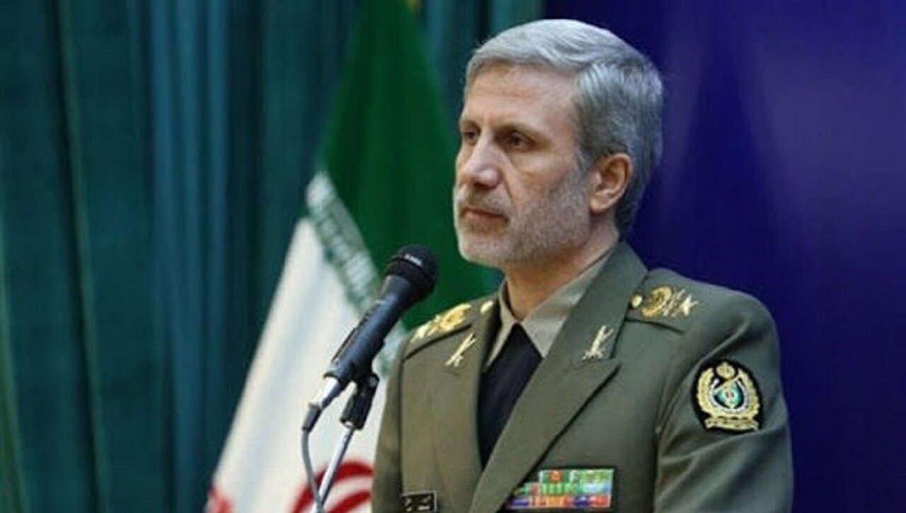 فرمانده کل ارتش ایران یک پیام صادر کرد/ جبهه استکبار قصد ضربه زدن به تمامیت ارضی و استقلال و نظام جمهوری اسلامی را دارد فرمانده کل ارتش ایران یک پیام صادر کرد/ جبهه استکبار قصد ضربه زدن به تمامیت ارضی و استقلال و نظام جمهوری اسلامی را دارد