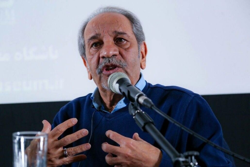 عکس/ داریوش فرهنگ ۳۸ ساله در کنار سوسن تسلیمی، همسر اولش؛ سال ۶۴ عکس/ داریوش فرهنگ ۳۸ ساله در کنار سوسن تسلیمی، همسر اولش؛ سال ۶۴