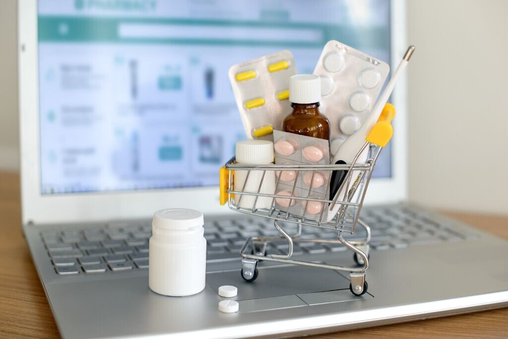 معاون وزیر بهداشت از دلایل کمبود دارو می گوید/ چاره ای جز اصلاح قیمت نداریم معاون وزیر بهداشت از دلایل کمبود دارو می گوید/ چاره ای جز اصلاح قیمت نداریم
