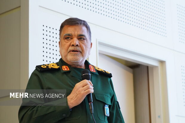 مقام ارشد نیروی زمینی سپاه: با تأکید فرماندهان سپاه، نگاه راهبردی به جنوب شرق وجود داشته/ مردم جنوب شرق باید نتایج این همایش را در زندگی خود ببینند مقام ارشد نیروی زمینی سپاه: با تأکید فرماندهان سپاه، نگاه راهبردی به جنوب شرق وجود داشته/ مردم جنوب شرق باید نتایج این همایش را در زندگی خود ببینند