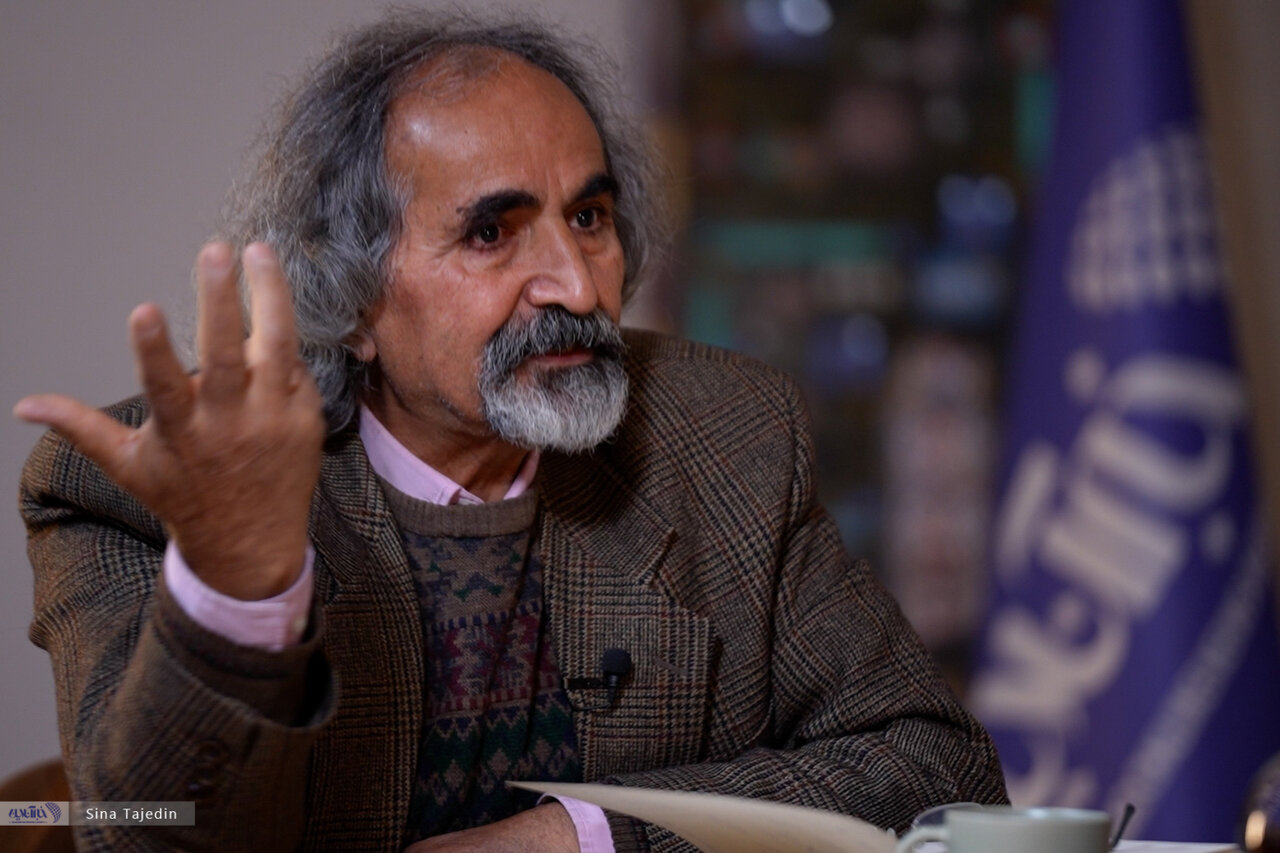 آزاد ارمکی: حاکمیت باید خوشحال باشد که تجمعات دانشجویی اخیر، جنبش اعتراضی را به جنبش اجتماعی تبدیل کرد/ پایداریها را باید دور ریخت آزاد ارمکی: حاکمیت باید خوشحال باشد که تجمعات دانشجویی اخیر، جنبش اعتراضی را به جنبش اجتماعی تبدیل کرد/ پایداریها را باید دور ریخت