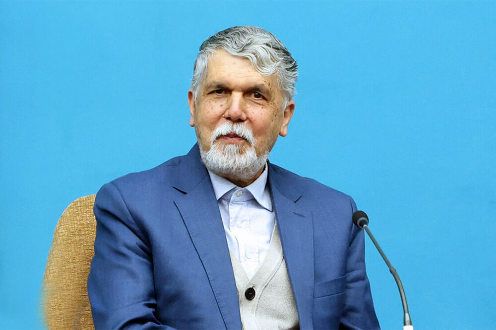 وزیر فرهنگ و ارشاد اسلامی سال جدید میلادی را تبریک گفت وزیر فرهنگ و ارشاد اسلامی سال جدید میلادی را تبریک گفت