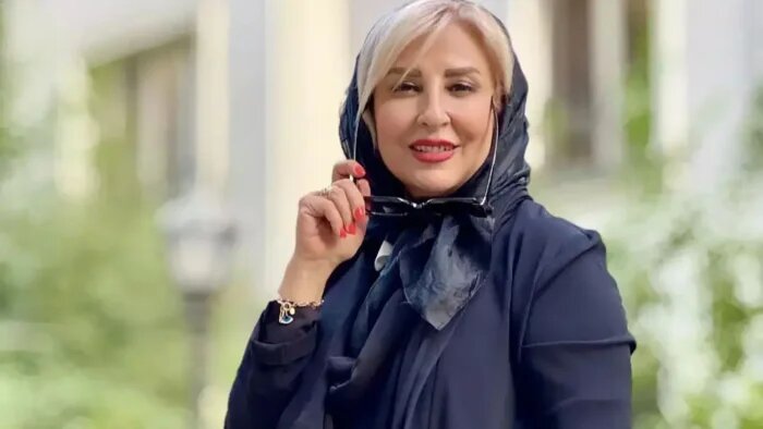 مرجانه گلچینِ ۲۴ ساله در دهمین فیلماش، سال ۱۳۷۱/ عکس مرجانه گلچینِ ۲۴ ساله در دهمین فیلماش، سال ۱۳۷۱/ عکس