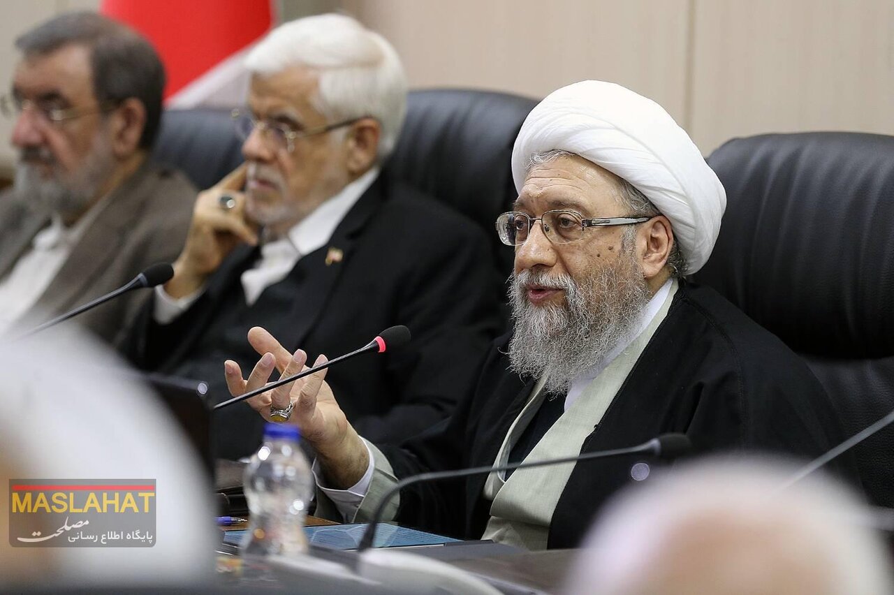 نگاه جالب محمد مخبر به ظاهر جدید احمدی نژاد/ همنشینی مجید انصاری و شمخانی/ سعید جلیلی هم بود+ تصاویر نگاه جالب محمد مخبر به ظاهر جدید احمدی نژاد/ همنشینی مجید انصاری و شمخانی/ سعید جلیلی هم بود+ تصاویر
