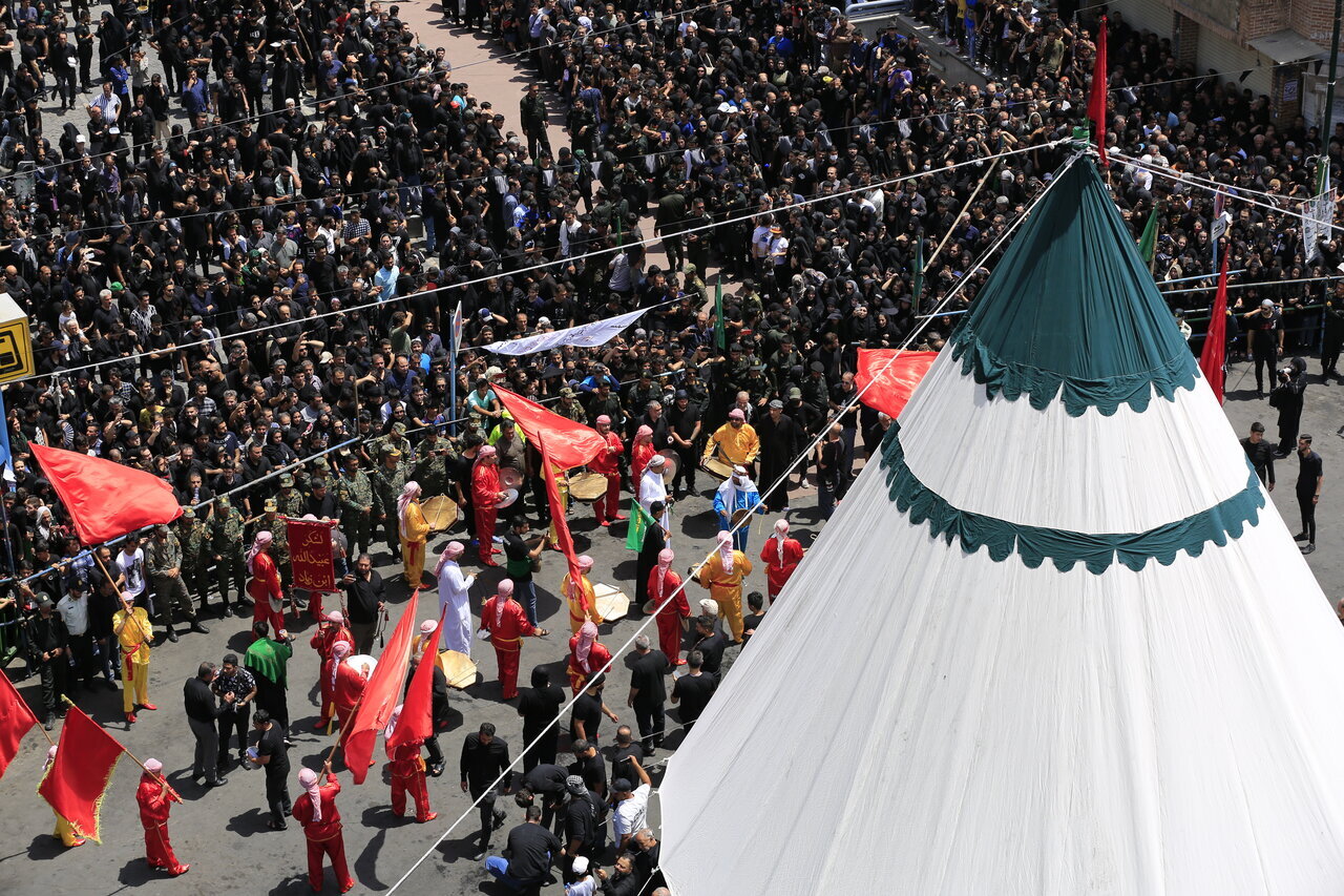 آیینهایی فراتر از عزاداری؛ عاشورا در گوشهوکنار ایران/ معرفی ۶ مقصد برای تجربه گردشگری عاشورایی/ هر شهر یک روایت از کربلا آیینهایی فراتر از عزاداری؛ عاشورا در گوشهوکنار ایران/ معرفی ۶ مقصد برای تجربه گردشگری عاشورایی/ هر شهر یک روایت از کربلا