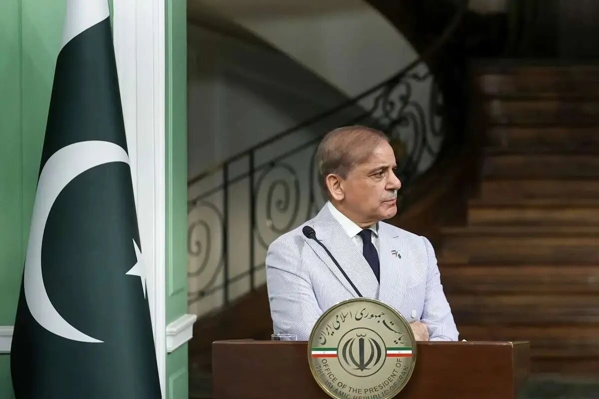 توافق نخستوزیر پاکستان و امیر قطر درباره حفظ تفاهم میان ایران و آمریکا توافق نخستوزیر پاکستان و امیر قطر درباره حفظ تفاهم میان ایران و آمریکا