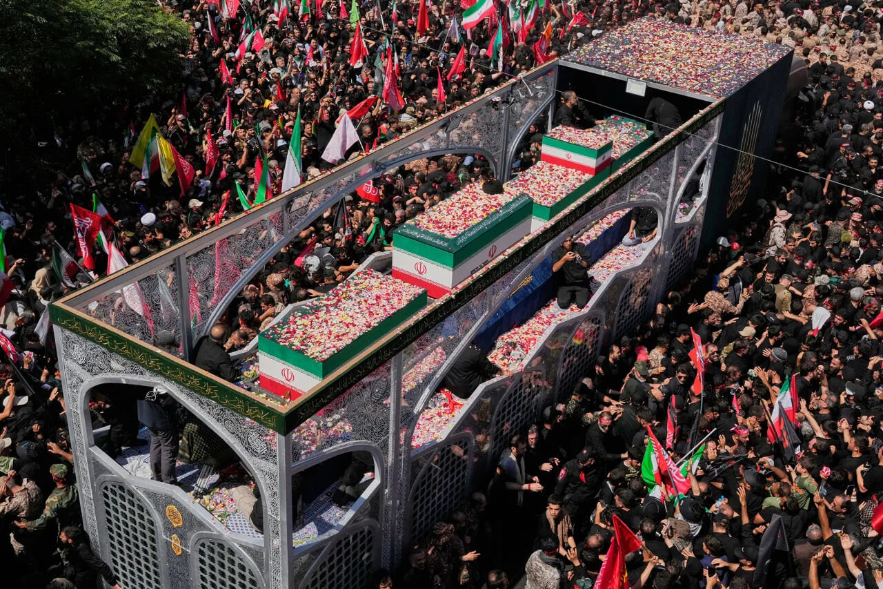 مال شما این خاک و این گندم، خداحافظ/ شعر تازه افشین علاء مال شما این خاک و این گندم، خداحافظ/ شعر تازه افشین علاء