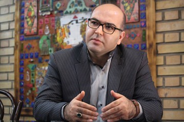 حسینی: سفر پمپئو زمینه‌سازی برای سیاست جدید آمریکاست