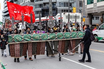 راهپیمایی اربعین حسینی در شهر تورنتو کانادا