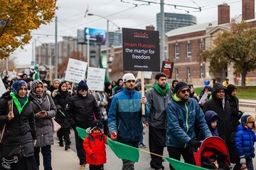 راهپیمایی اربعین حسینی در شهر تورنتو کانادا