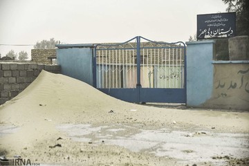مدرسه در روزهای طوفانی سیستان