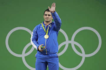 قهرمان ایرانی پس از کسب مدال طلا: خسته بودم اما به‌خاطر مردم وزنه زدم