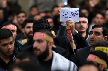 مراسم عزاداری اربعین حضرت سیدالشهدا(ع) با حضور هیئت‌های دانشجویی در حسینیه امام خمینی(ره)