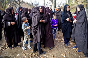 زائران پیاده چناران شهر خراسان شمالی