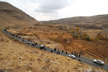 زائران پیاده چناران شهر خراسان شمالی