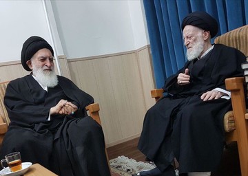 عکس/ دیدار آیت الله علوی بروجردی با حضرت آیت الله شبیری زنجانی عکس/ دیدار آیت الله علوی بروجردی با حضرت آیت الله شبیری زنجانی