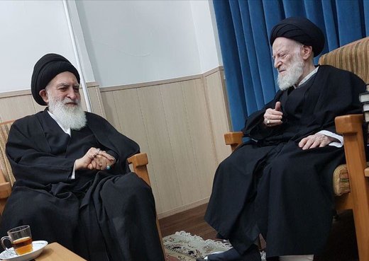 عکس/ دیدار آیت الله علوی بروجردی با حضرت آیت الله شبیری زنجانی عکس/ دیدار آیت الله علوی بروجردی با حضرت آیت الله شبیری زنجانی