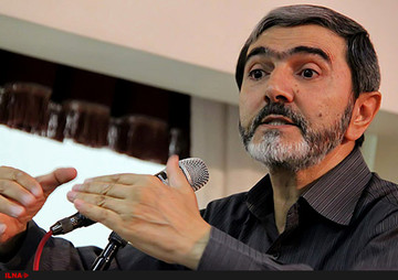 کنایه مبلغ به هیأت نظارت مجمع تشخیص:برخی در حال دور زدن قانون اساسی هستند/بدعت‌های جدید در روند قانونی کشور به مصلحت کشور نیست